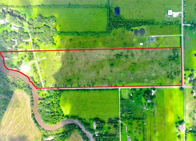 Property at 1734 Haynes Rd, Anahuac, TX 77514