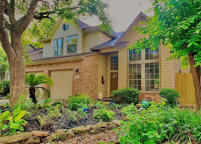 Property at 86 E Lakeridge Dr, The Woodlands, TX 77381, 3 beds, 2.5 baths