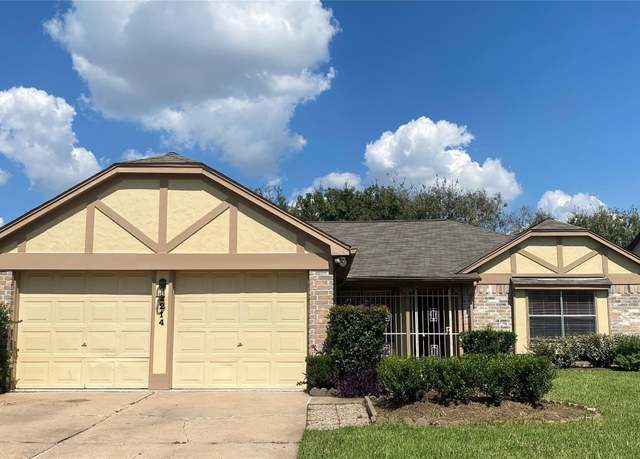 Property at 2214 S Ferrisburg Ct, Sugar Land, TX 77478, 4 beds, 2 baths