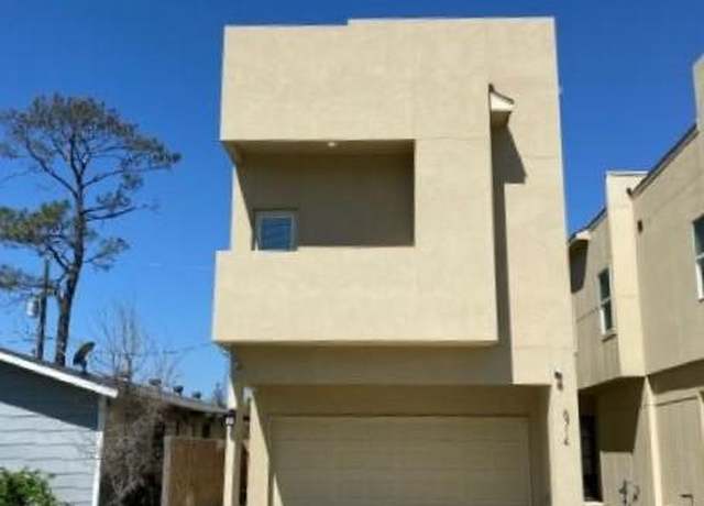 Property at 6714 Winton St, Houston, TX 77021, 3 beds, 2.5 baths