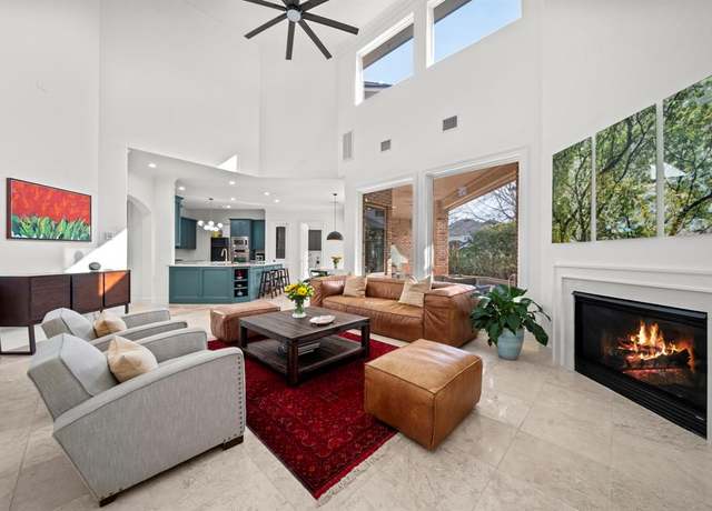 Property at 3 Amulet Oaks Pl, The Woodlands, TX 77382, 5 beds, 5.5 baths