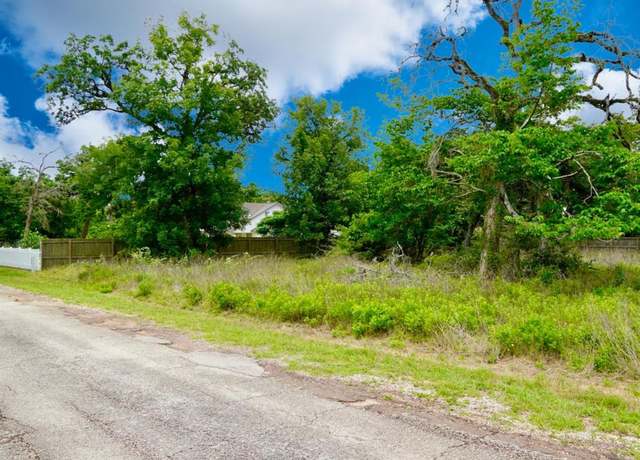 Property at 0 Fawn Dr, Hempstead, TX 77445