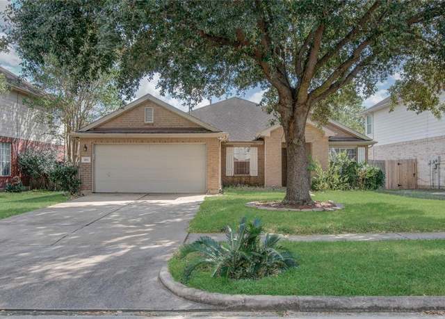 Property at 1802 Winding Hollow Dr, Katy, TX 77450, 3 beds, 2 baths