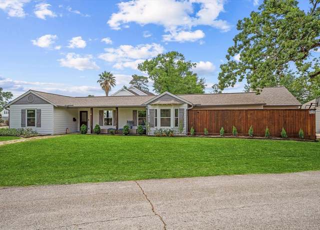 Property at 3003 Randall St, Houston, TX 77018, 4 beds, 3.5 baths