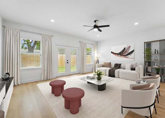 Property at 5013 Golden Forest Dr, Houston, TX 77091, 3 beds, 2.5 baths