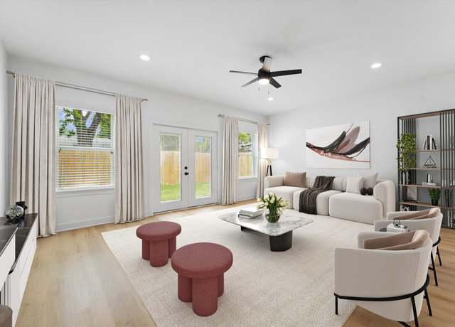 Property at 5013 Golden Forest Dr, Houston, TX 77091, 3 beds, 2.5 baths