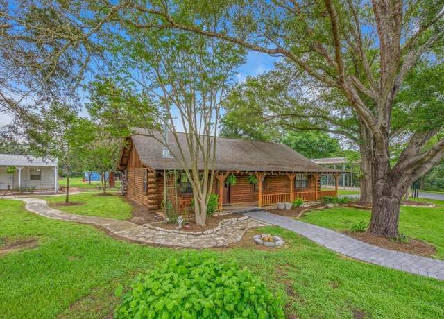 Property at 7000 Strickland Ln, Bryan, TX 77808, 3 beds, 2 baths