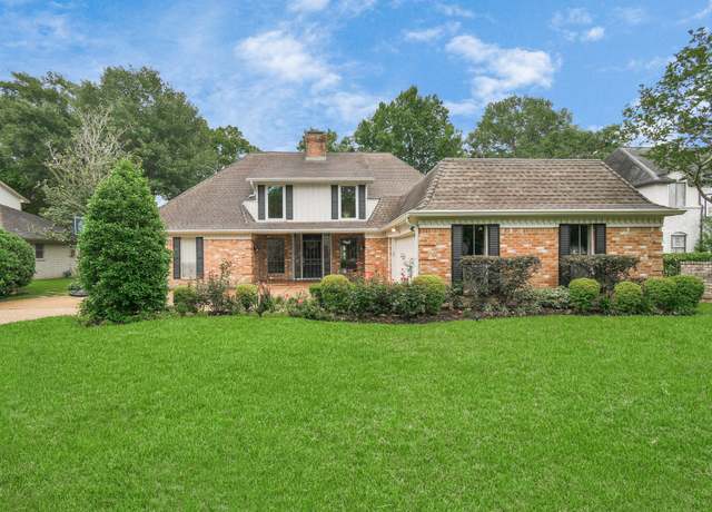 Property at 707 Chevy Chase Cir, Sugar Land, TX 77478, 4 beds, 3.5 baths