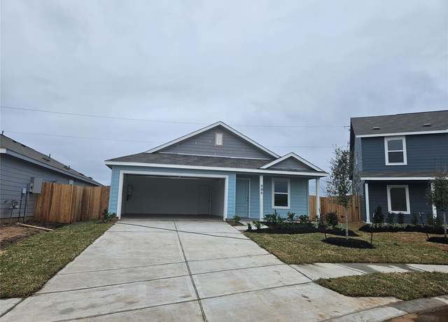 Property at 202 Nicholas Rd, Wharton, TX 77488, 4 beds, 2 baths
