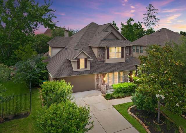 Property at 6 Red Wagon Dr, The Woodlands, TX 77389, 4 beds, 3.5 baths