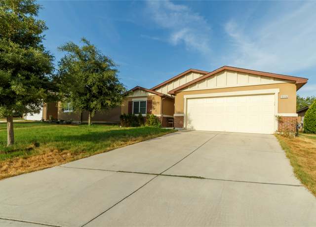Property at 10126 Relic Oaks, San Antonio, TX 78240, 3 beds, 2 baths