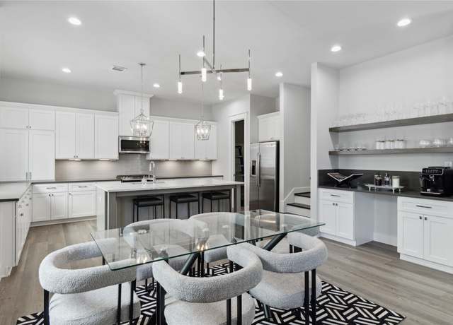 Property at 2508 Gray St, Houston, TX 77003, 3 beds, 3.5 baths