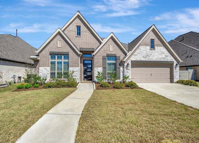 Property at 4928 Mulberry Shrubs Ln, Manvel, TX 77578, 4 beds, 3 baths