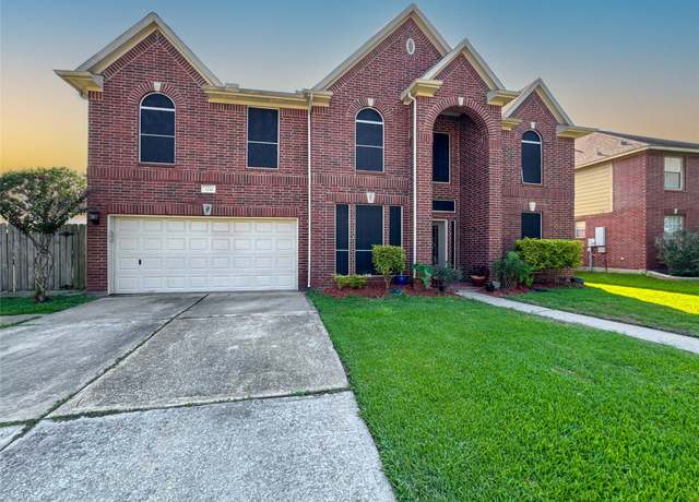 Property at 1241 Deer Ridge Dr, League City, TX 77573, 5 beds, 3.5 baths