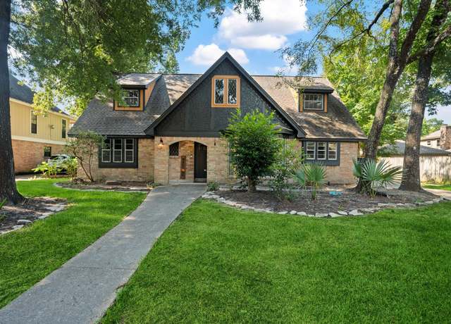 Property at 2034 N Wilderness Point Dr, Houston, TX 77339, 4 beds, 2.5 baths