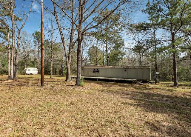 Property at 1467 Turkey Creek Dr, Livingston, TX 77351, 2 beds, 1 bath