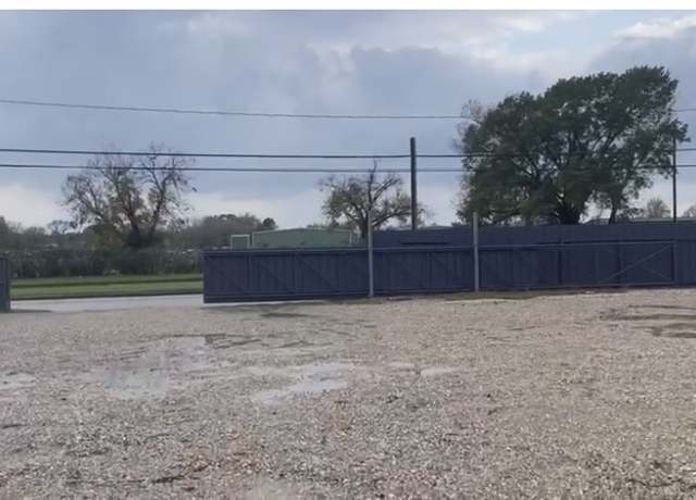 Property at 16102 Aldine Westfield Rd, Houston, TX 77032