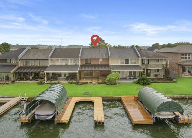 Property at 9216 Deepwater Dr, Montgomery, TX 77356, 3 beds, 2.5 baths