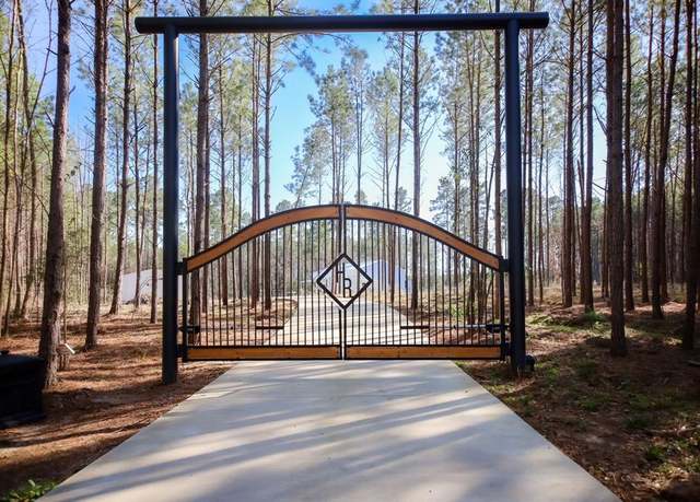 Property at 4869 FM 2497, Lufkin, TX 75904, 1 bed, 2 baths
