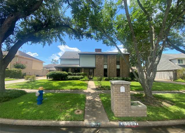 Property at 10007 Sagecourt Dr, Houston, TX 77089, 4 beds, 3.5 baths