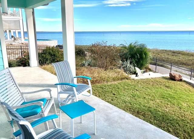 Property at 276 Reserve Ln, Rockport, TX 78382, 3 beds, 2 baths