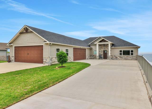 Property at 230 Legacy Blvd, Point Blank, TX 77364, 5 beds, 3 baths