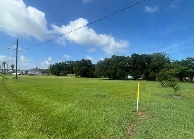Property at 00 Burch Cir, Oyster Creek, TX 77541