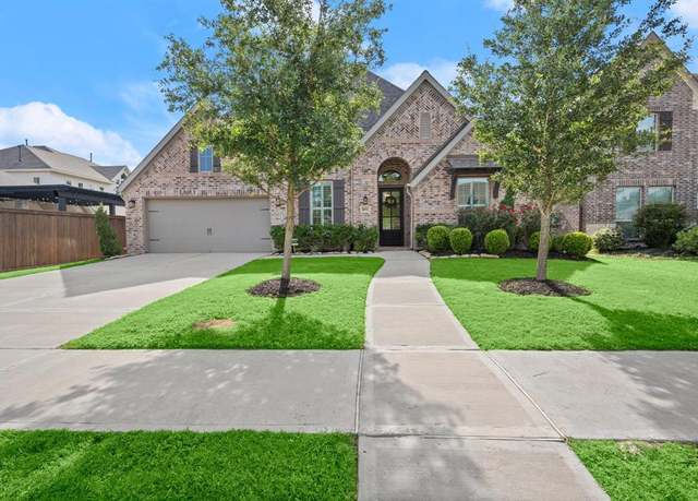 Property at 16711 Arboleda Dr, Humble, TX 77346, 4 beds, 3.5 baths