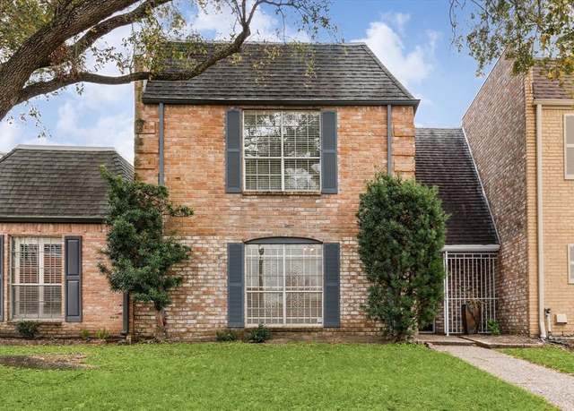 Property at 5131 Del Monte Dr, Houston, TX 77056, 3 beds, 3 baths