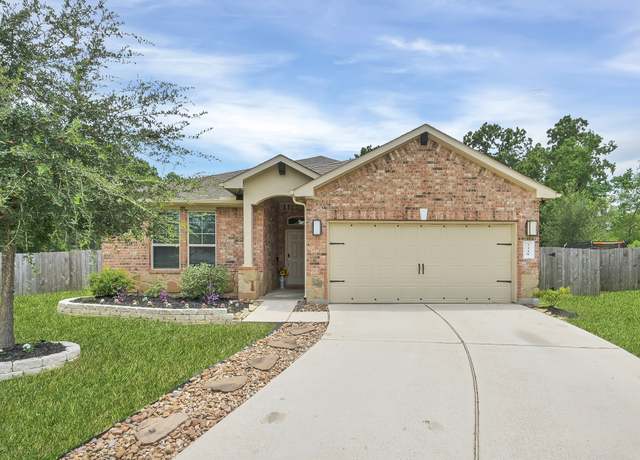 Property at 7340 Masquerade Ln, Conroe, TX 77304, 4 beds, 3 baths