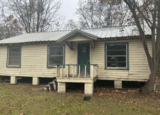 Property at 103 E 19th St, Hooks, TX 75561, 2 beds, 1 bath