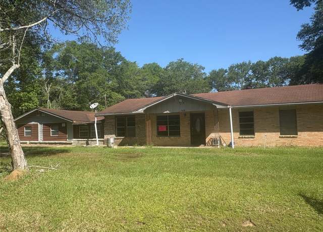 Property at 1169 County Road 619, Kirbyville, TX 75956, 4 beds, 2 baths