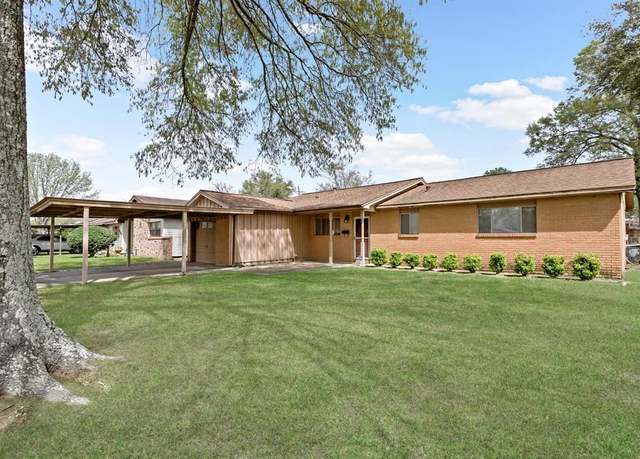 Property at 265 Enfield Ln, Beaumont, TX 77707, 3 beds, 2 baths