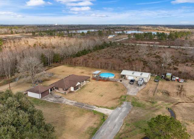 Property at 2 County Road 4867, Dayton, TX 77535, 3 beds, 2 baths