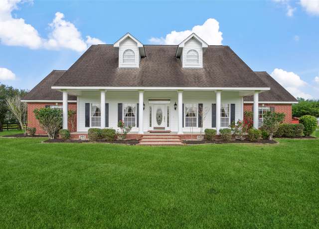 Property at 360 Fm 1011 Rd, Liberty, TX 77575, 4 beds, 3 baths