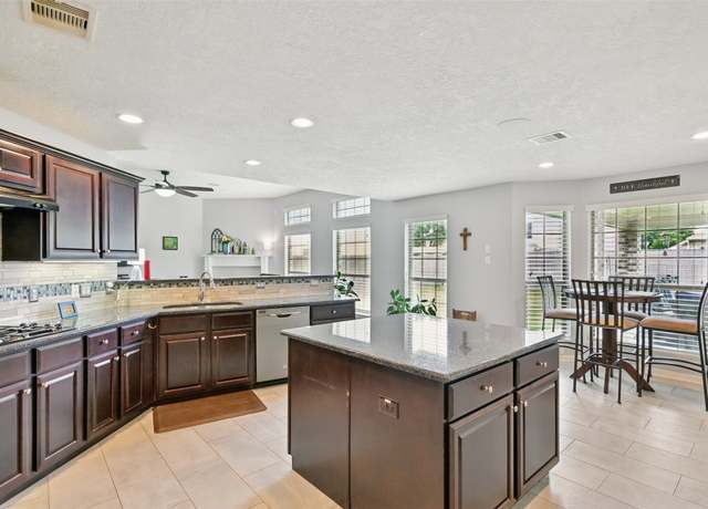 Property at 2016 Rincon Dr, League City, TX 77573, 4 beds, 2.5 baths