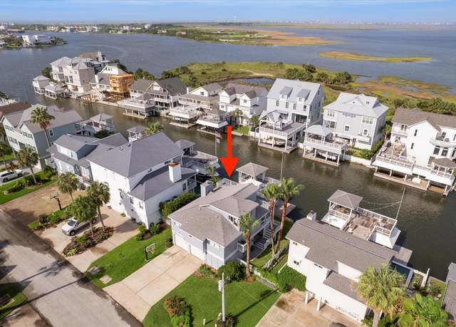 Property at 3411 Petite Cir, Galveston, TX 77554, 3 beds, 2 baths