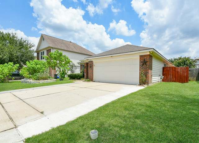 Property at 5818 Turmeric Dr, Baytown, TX 77521, 3 beds, 2 baths