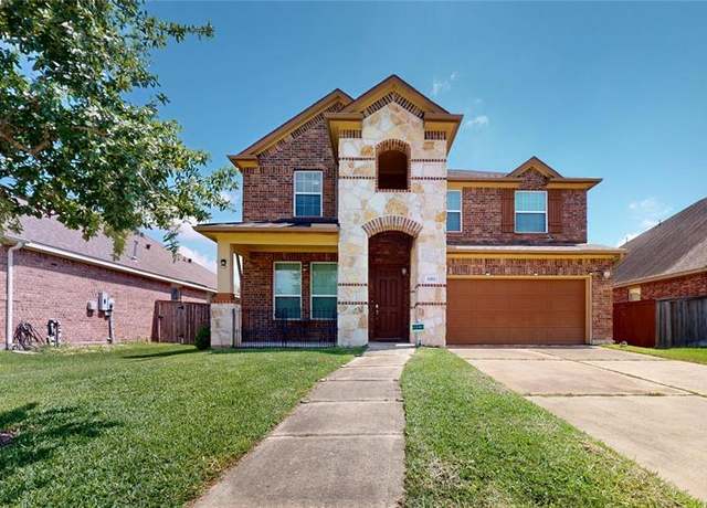 Property at 1911 Thunder Ridge Way, Houston, TX 77089, 4 beds, 3.5 baths