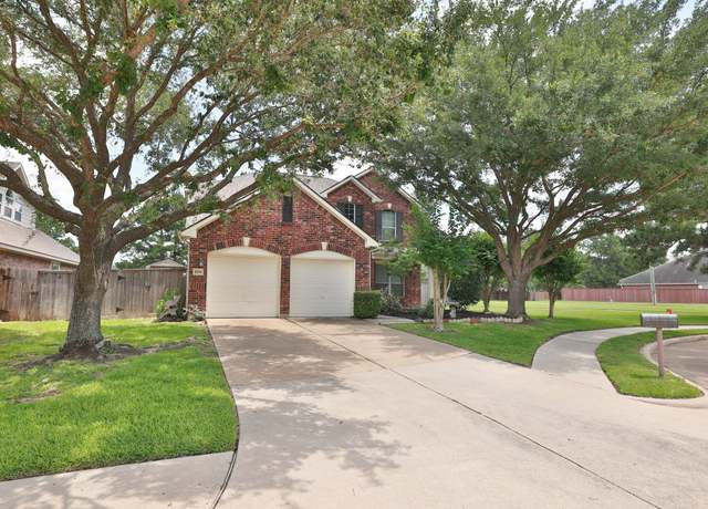 Property at 10606 Maidstone Manor Ct, Spring, TX 77379, 4 beds, 2.5 baths