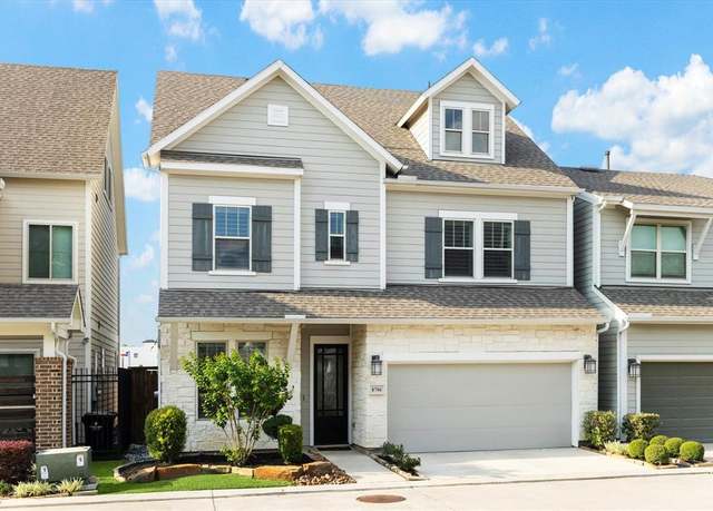 Property at 8706 Strongoak Ln, Houston, TX 77055, 4 beds, 3.5 baths