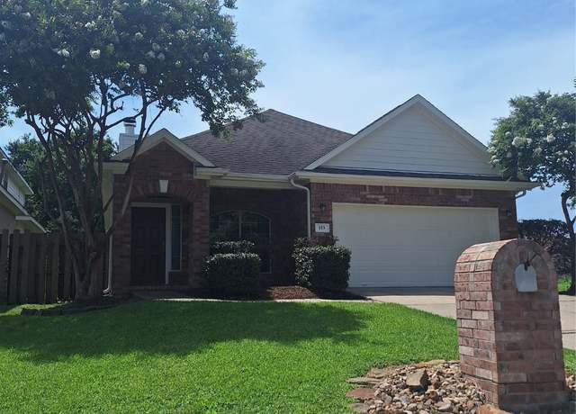 Property at 153 Snug Harbor Dr, Conroe, TX 77356, 3 beds, 2 baths