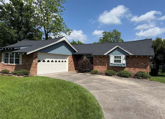 Property at 16402 Jersey Dr, Jersey Village, TX 77040, 3 beds, 2 baths