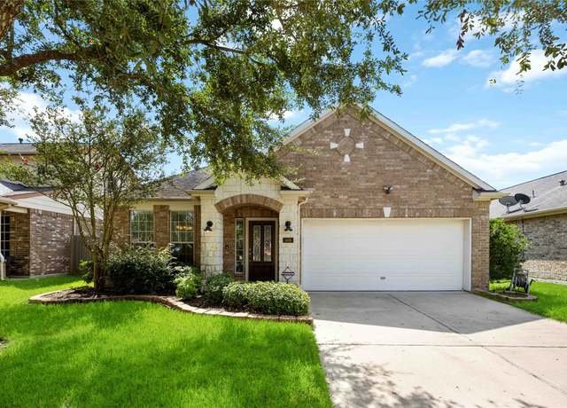 Property at 506 Redbridge Ln, League City, TX 77573, 3 beds, 2 baths