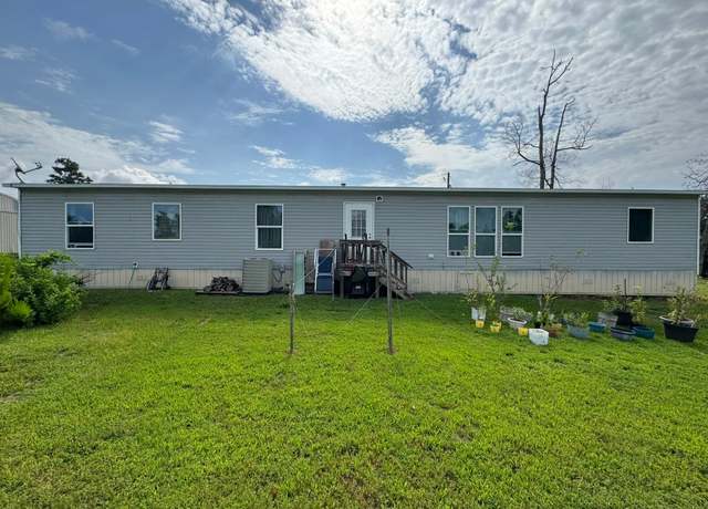 Property at 7126 Jessica Leann Dr, Conroe, TX 77306, 3 beds, 2 baths