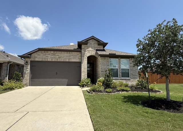 Property at 18714 Sweetwater Springs Dr, Cypress, TX 77433, 3 beds, 2 baths