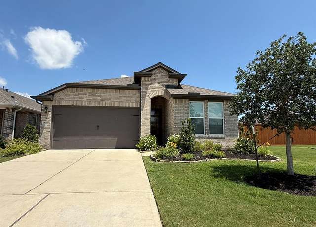 Property at 18714 Sweetwater Springs Dr, Cypress, TX 77433, 3 beds, 2 baths
