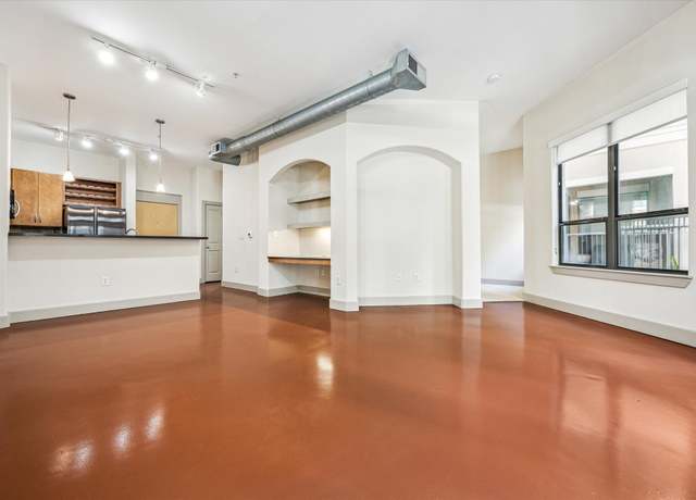Property at 1901 Post Oak Blvd #1211, Houston, TX 77056, 1 bed, 1 bath