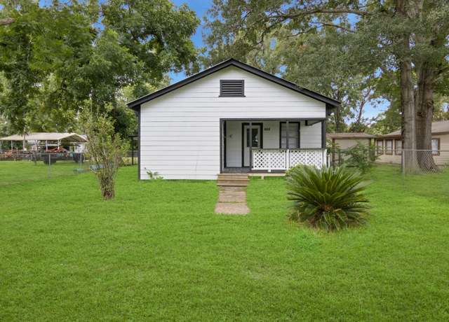 Property at 406 Bardash St, Cleveland, TX 77327, 3 beds, 2 baths