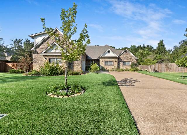 Property at 2923 Ambrose Dr, Bryan, TX 77808, 3 beds, 3 baths